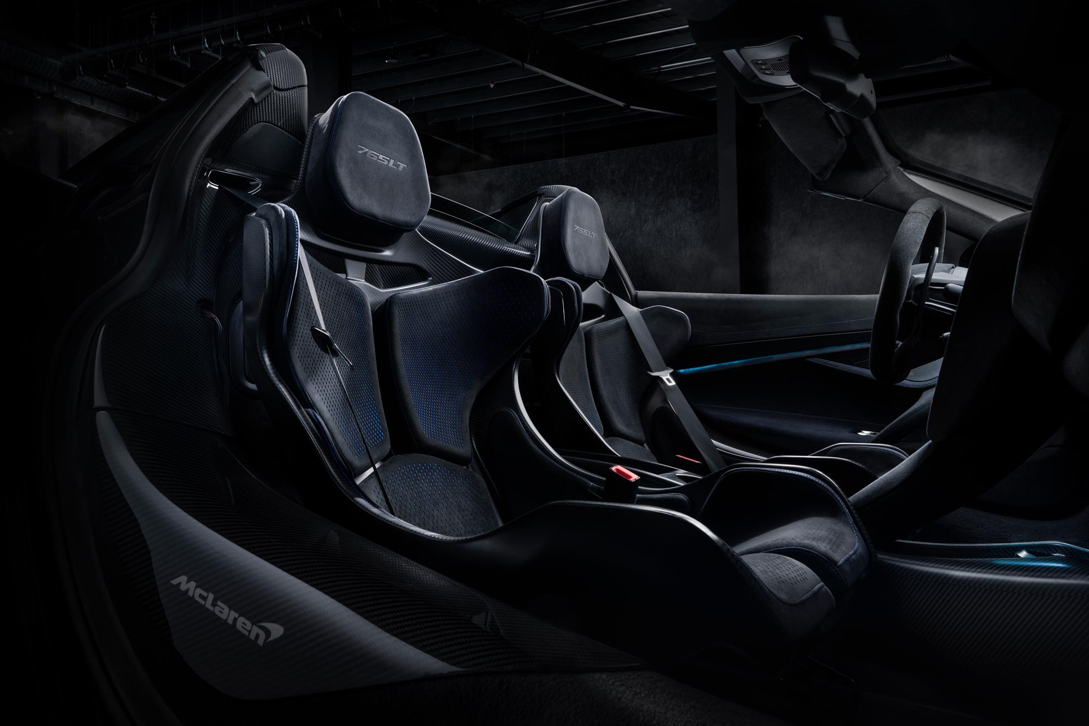 McLaren 765LT interior with lightweight carbon fiber racing seats and track-focused cockpit design for performance driving