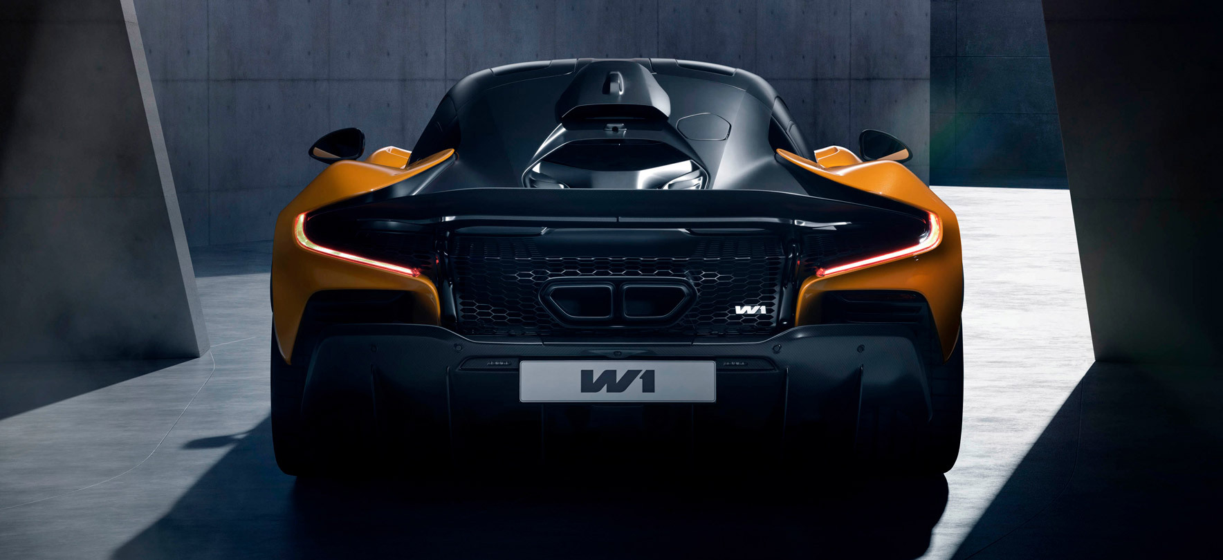 P1 Rear Mclaren P1 Rear View
