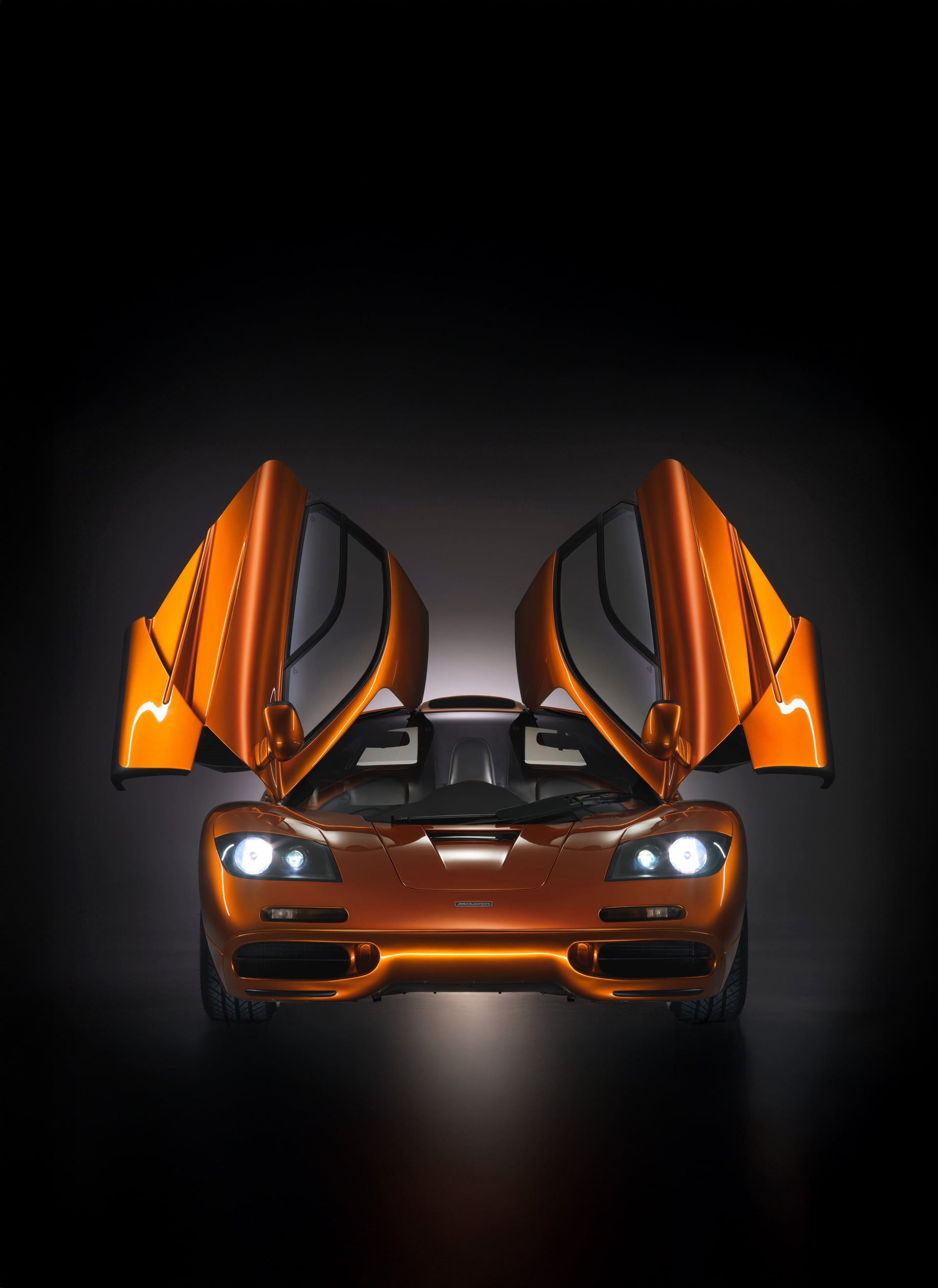 McLaren F1 front studio shot
