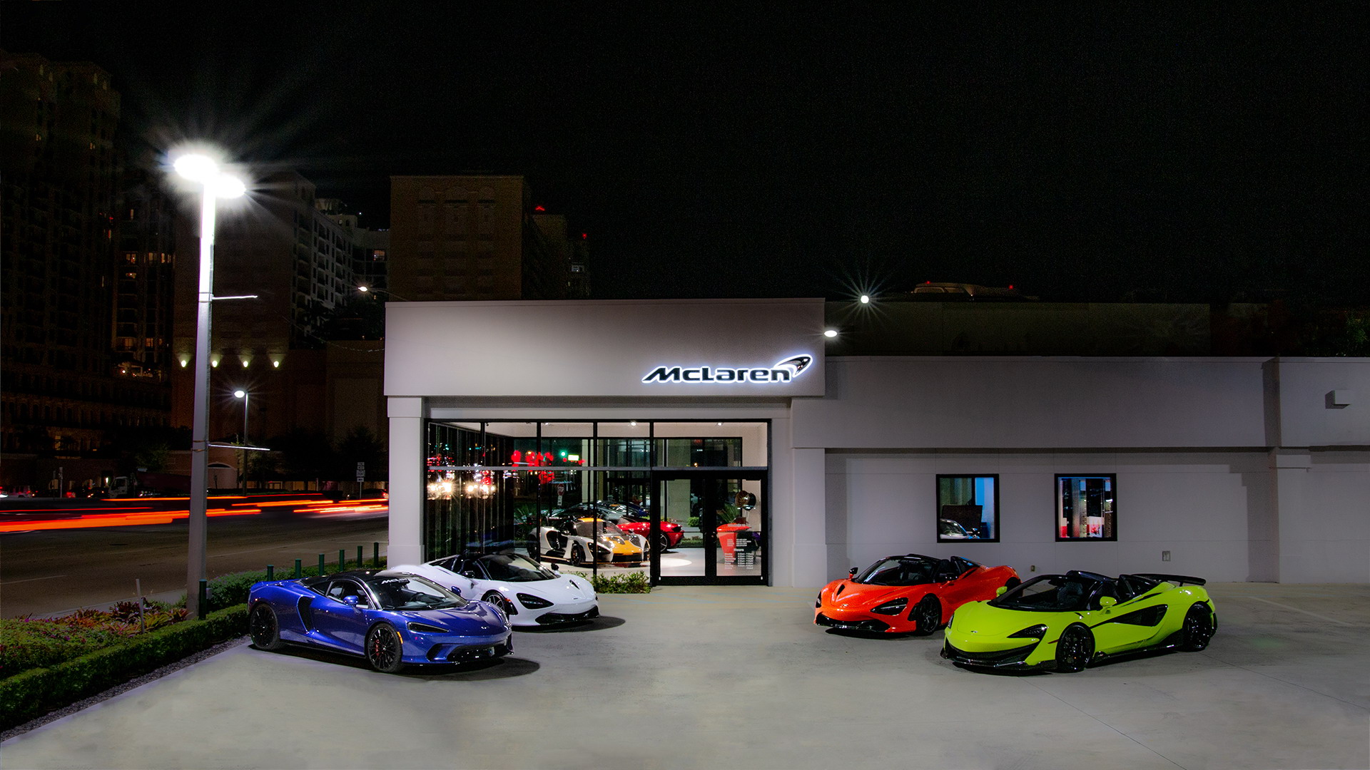 McLAREN PALM BEACH